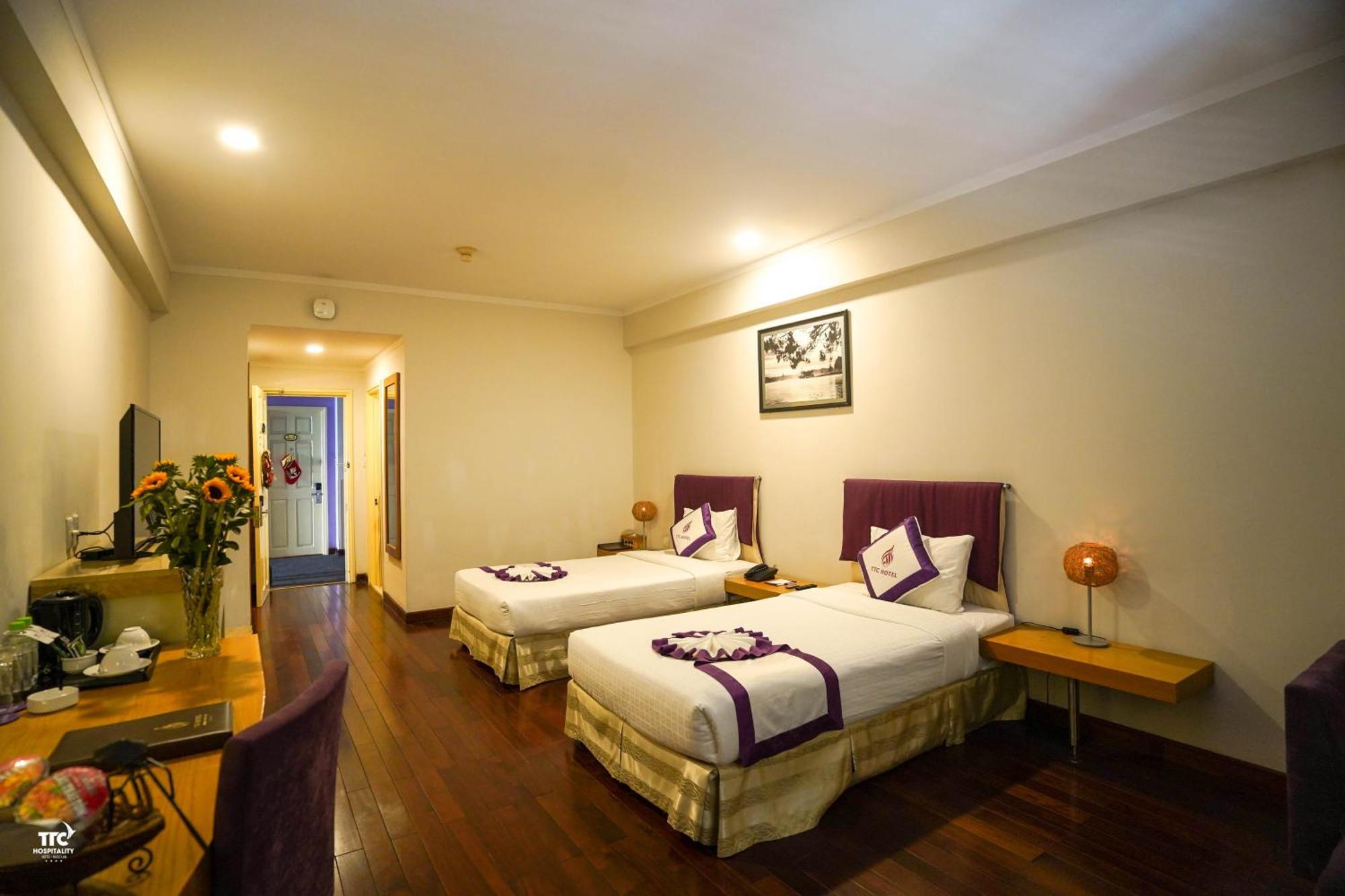 Ttc Hotel - Ngoc Lan Да Лат Екстериор снимка